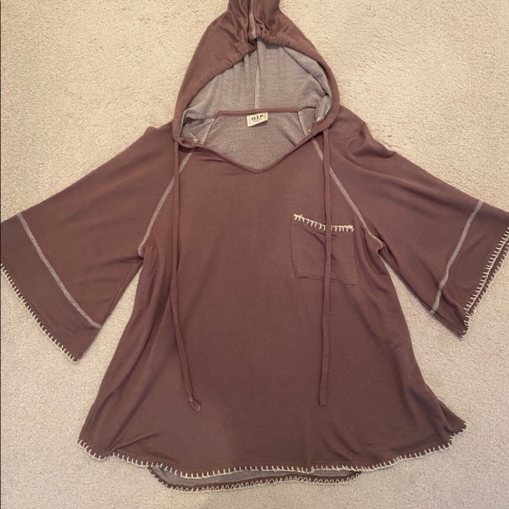 women’s shirt